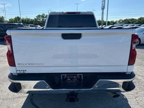 Used 2022 Chevrolet Silverado 2500 W/T w/ WT Convenience Package AWD/4WD image 3