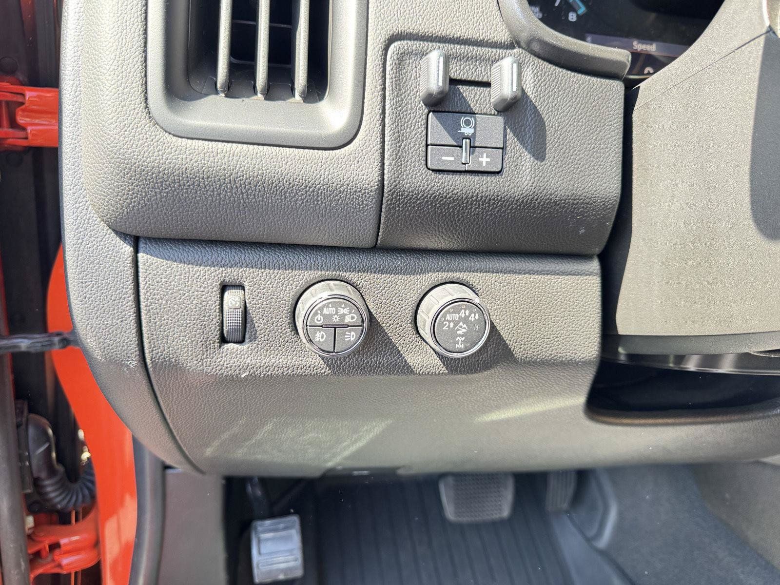 Used 2021 Chevrolet Colorado ZR2 w/ Colorado ZR2 Bison Edition AWD/4WD image 21