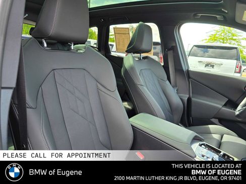 Used 2025 BMW X3 xDrive30i w/ M Sport Package AWD/4WD image 11