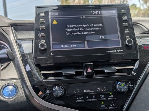 Used 2023 Toyota Camry XLE w/ Protection Package (Q2) (TMS) FWD image 17