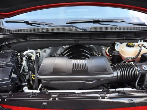 Used 2024 Chevrolet Suburban RST w/ Luxury Package image 41