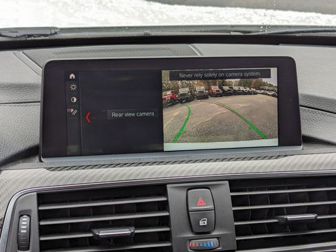 Used 2018 BMW M3 image 21