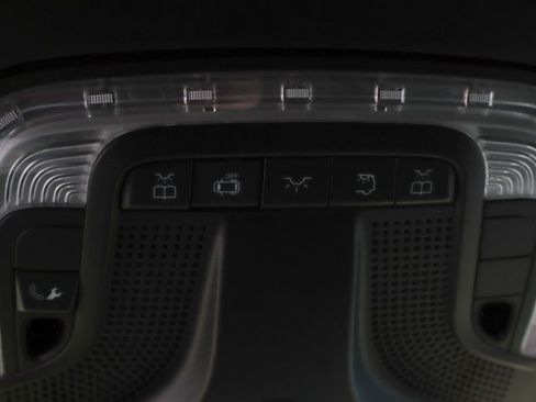 Used 2019 Mercedes-Benz Sprinter 2500 image 32