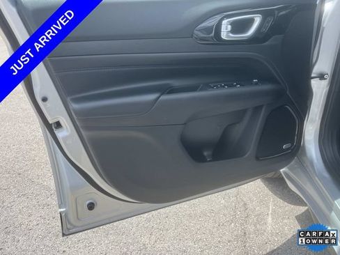 Used 2025 Jeep Compass Limited w/ High Altitude Package AWD/4WD image 25