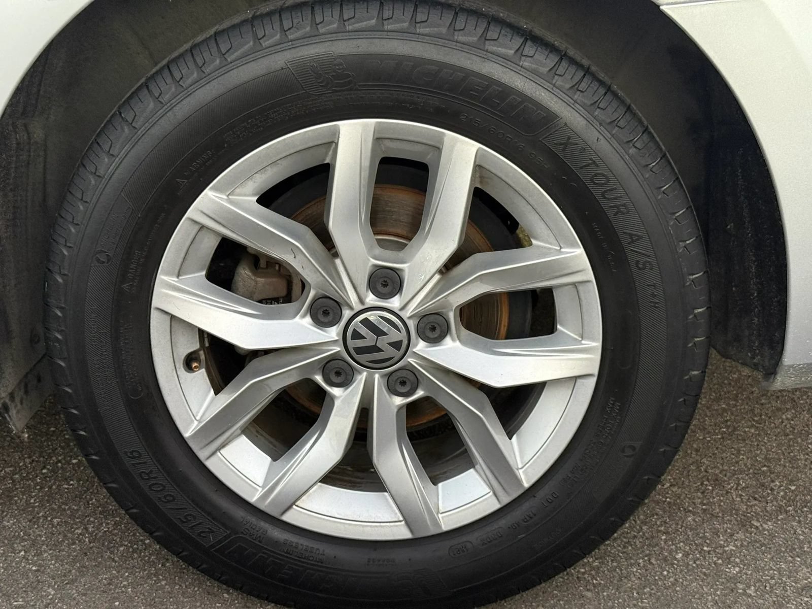 Used 2016 Volkswagen Passat 1.8T S FWD image 8