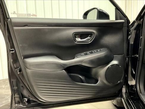 Used 2024 Honda HR-V LX image 23