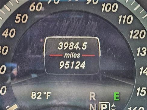 Used 2016 Mercedes-Benz E 250 Sedan image 9