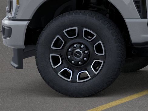 New 2026 Ford F250 Platinum AWD/4WD image 19