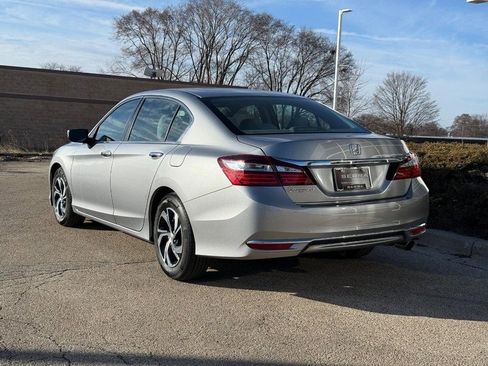 Used 2017 Honda Accord LX image 5