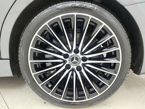 Used 2024 Mercedes-Benz C 300 Sedan image 77