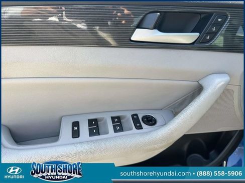 Used 2018 Hyundai Sonata Limited FWD image 14