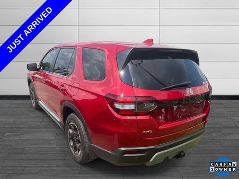 Used 2025 Honda Pilot EX-L image 4