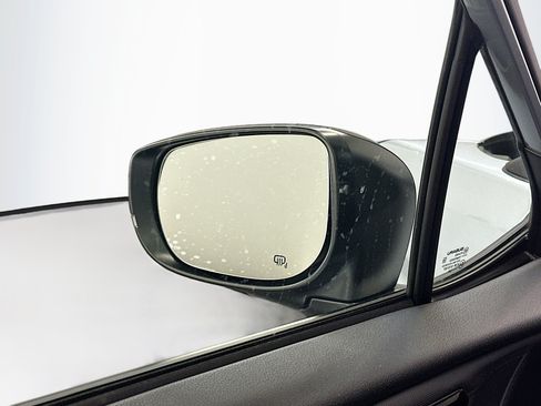 Used 2025 Subaru Forester Touring AWD/4WD image 16