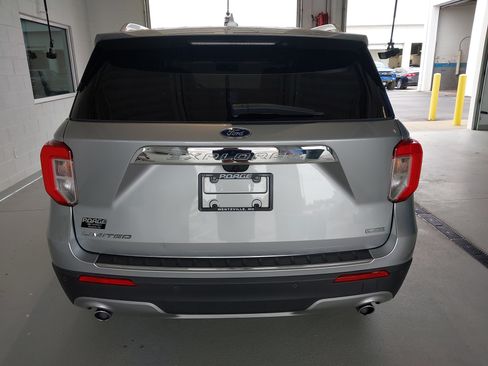 Used 2020 Ford Explorer Limited RWD image 32