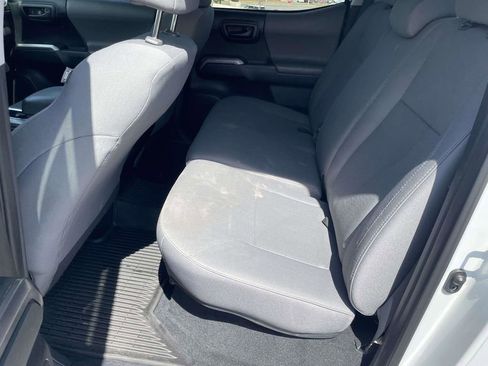 Used 2017 Toyota Tacoma SR5 w/ Tow Package image 11