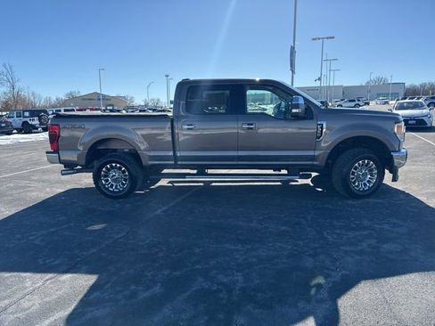 Used 2020 Ford F350 Lariat w/ Chrome Package image 5