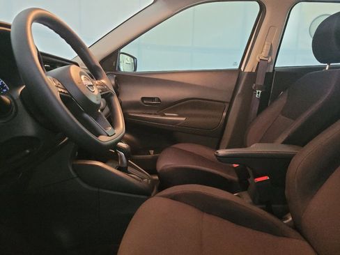 Used 2024 Nissan Kicks S FWD image 17