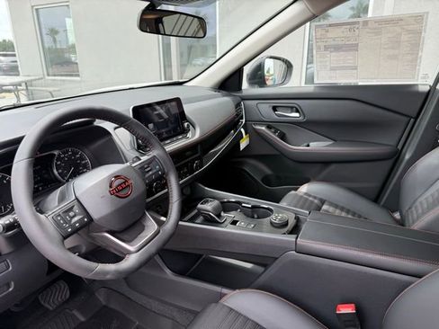 New 2026 Nissan Rogue SV AWD/4WD image 11