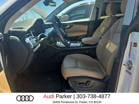 Used 2023 Audi Q8 Premium Plus w/ Premium Plus Package AWD/4WD image 11