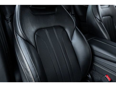 Used 2020 Bentley Continental GT image 35