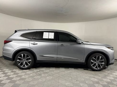 Used 2024 Acura MDX FWD w/ Technology Package image 9