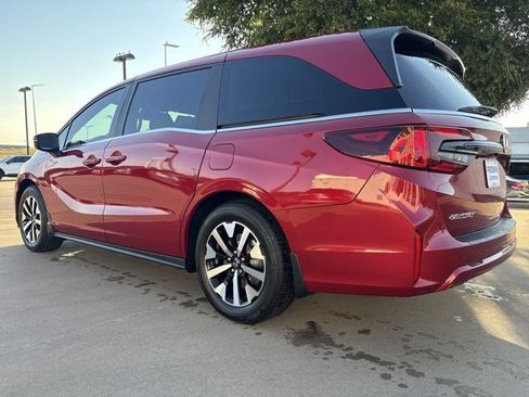 New 2027 Honda Odyssey EX-L image 2