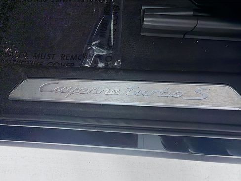 Certified 2023 Porsche Cayenne Turbo S image 25