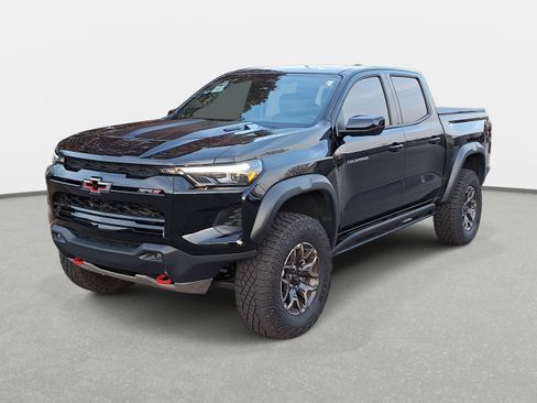 Used 2025 Chevrolet Colorado ZR2 w/ Technology Package image 1