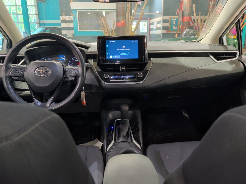 Used 2023 Toyota Corolla LE FWD image 14