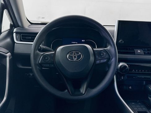 Used 2024 Toyota RAV4 LE image 17