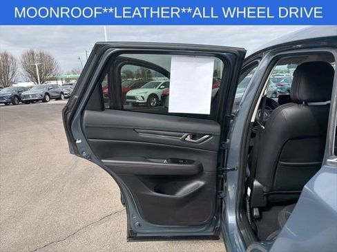 Used 2024 MAZDA CX-5 Carbon Edition image 23