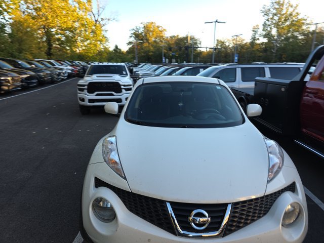 Used 2014 Nissan Juke SV AWD/4WD image 3