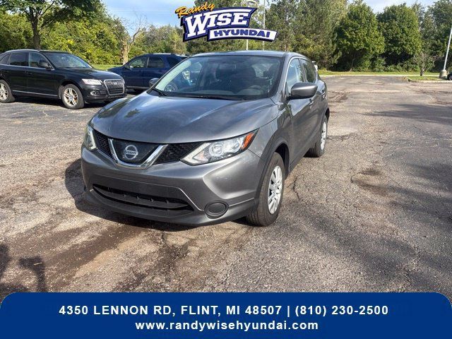Used 2019 Nissan Rogue Sport S AWD/4WD image 3