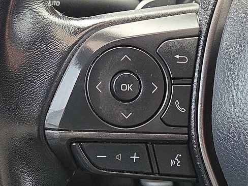 Used 2022 Toyota Camry XSE image 21