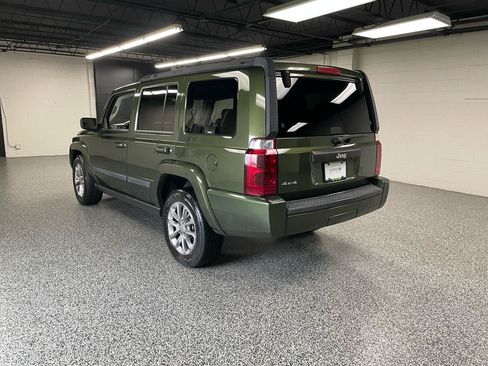 Used 2007 Jeep Commander Sport AWD/4WD image 8