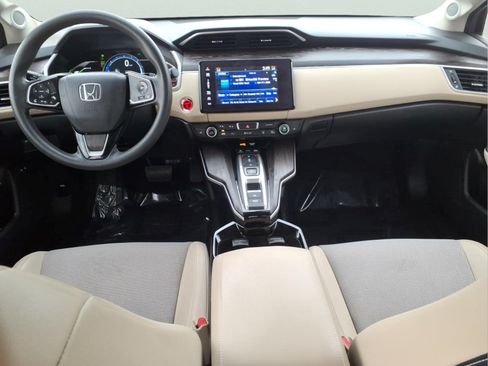 Certified 2018 Honda Clarity Plug-In Hybrid image 15