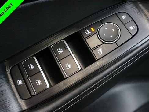 Used 2022 Nissan Rogue SL w/ SL Premium Package image 29