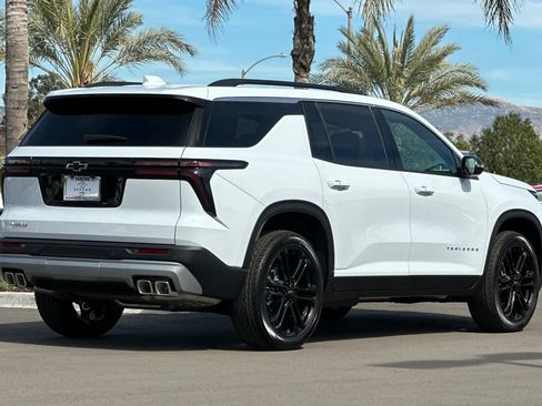New 2026 Chevrolet Traverse LT image 4