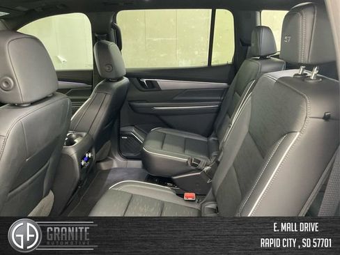 Used 2025 Buick Enclave Sport Touring w/ Super Cruise Package AWD/4WD image 10