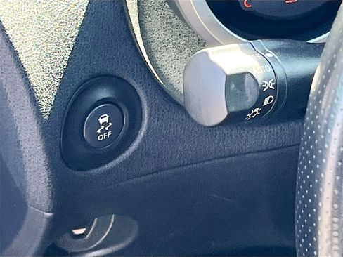 Used 2017 Nissan 370Z Coupe image 10