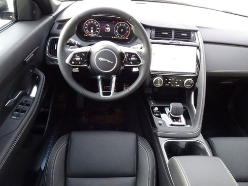 New 2024 Jaguar E-PACE R-Dynamic SE image 19