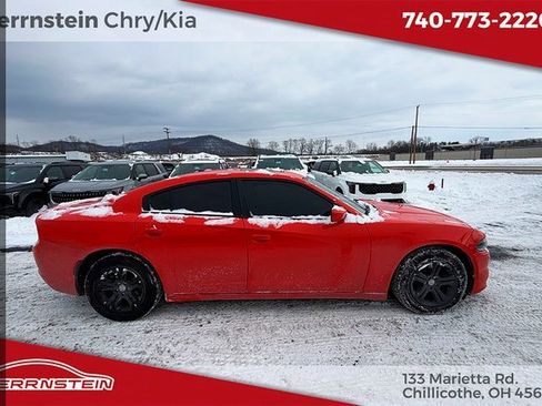 Used 2019 Dodge Charger SXT w/ Leather Interior Group image 14