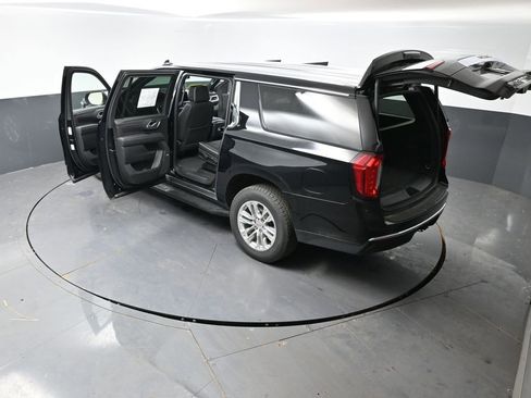 Used 2024 GMC Yukon XL SLT image 66
