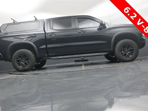 Used 2024 Chevrolet Silverado 1500 ZR2 w/ Technology Package image 37
