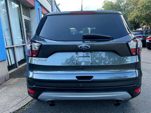 Used 2018 Ford Escape SE image 8
