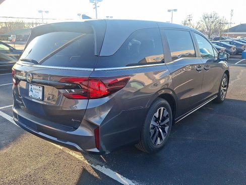 New 2026 Honda Odyssey EX-L image 3