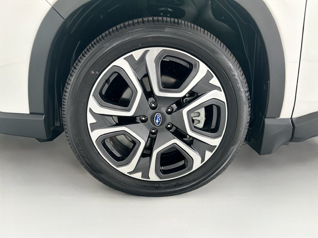 Used 2023 Subaru Ascent Limited AWD/4WD image 28