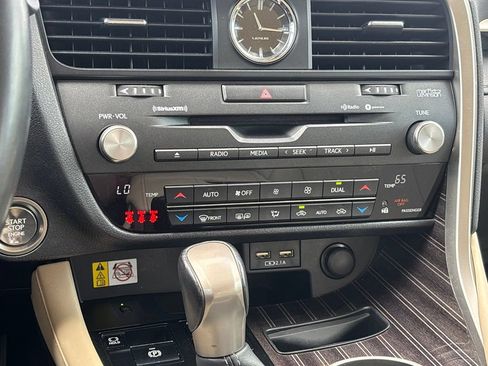 Used 2021 Lexus RX 350 FWD w/ Luxury Package image 23