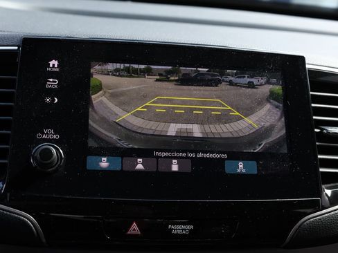 Used 2025 Honda Passport EX-L image 33