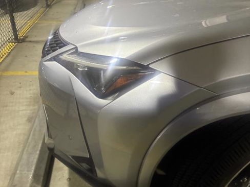 Used 2021 Lexus UX 250h F Sport w/ F Sport Premium Package AWD/4WD image 11